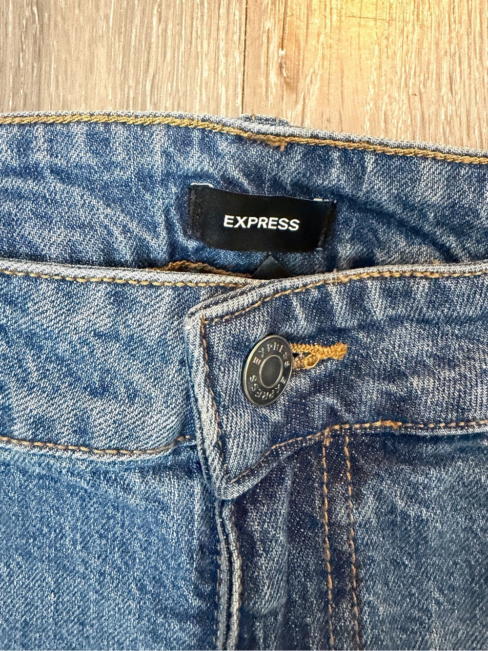 Express Relaxed Blue Jeans with Unique Modern Braided Side Trim size 14 - Picture 4 of 6